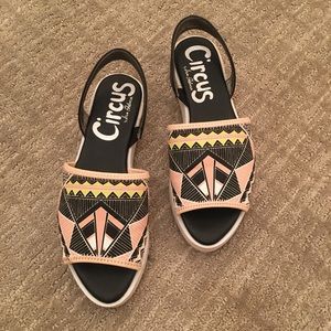 Circus by Sam Edelman Sling-back Sandal!